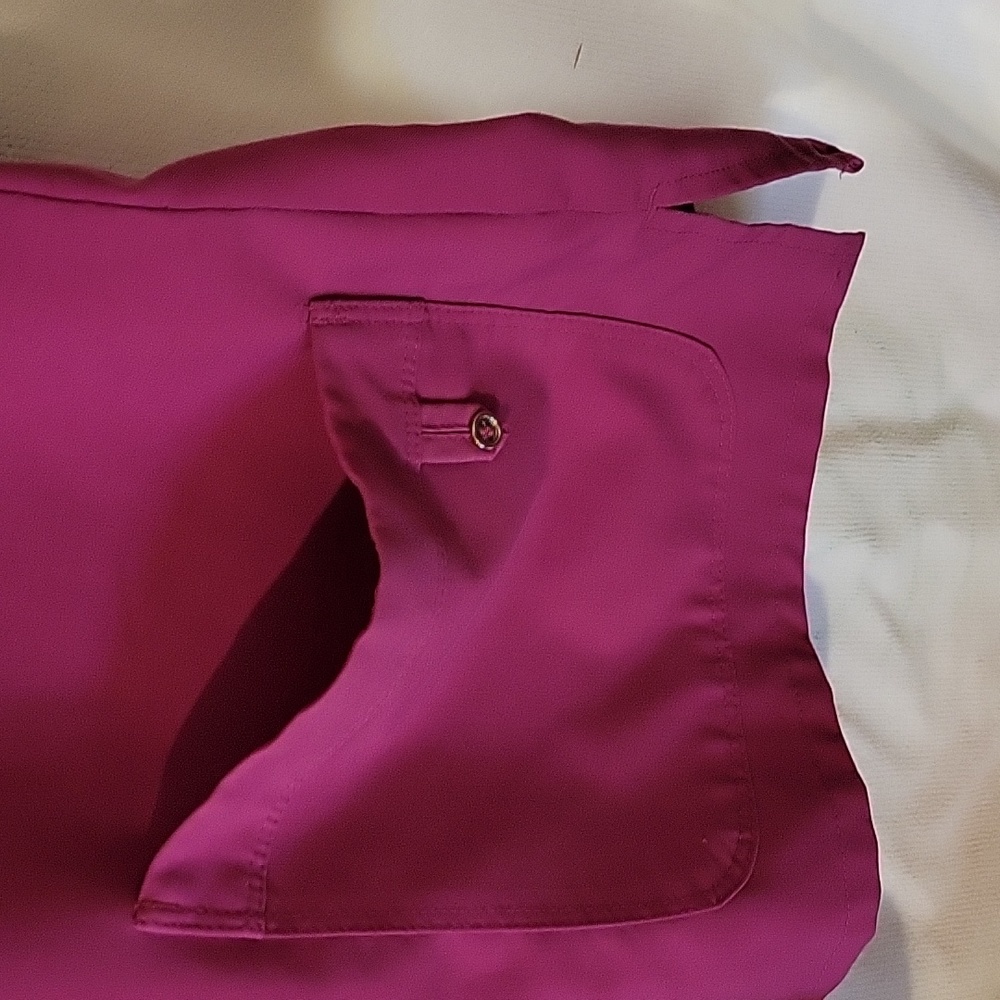 Grey's anatomy scrub top pink - Picture 3 of 4